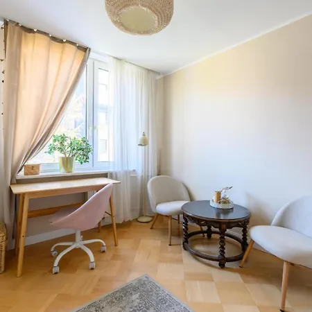 Homelike Namyslowska * Warsaw