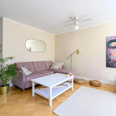 Homelike Namyslowska *